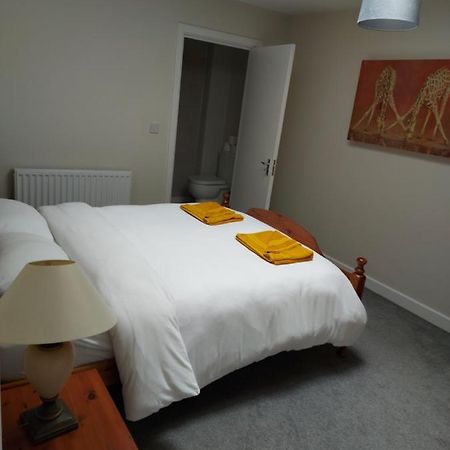 Plaza Suite 61 B Bangor  Ngoại thất bức ảnh