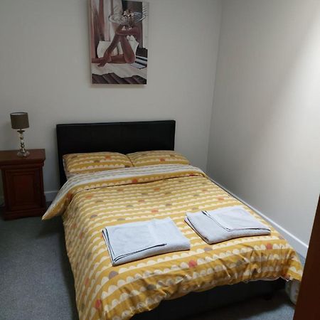 Plaza Suite 61 B Bangor  Ngoại thất bức ảnh
