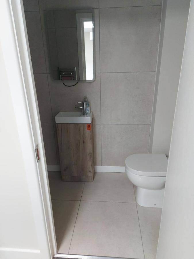 Plaza Suite 61 B Bangor  Ngoại thất bức ảnh