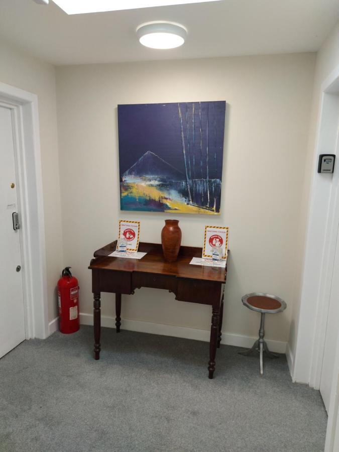 Plaza Suite 61 B Bangor  Ngoại thất bức ảnh
